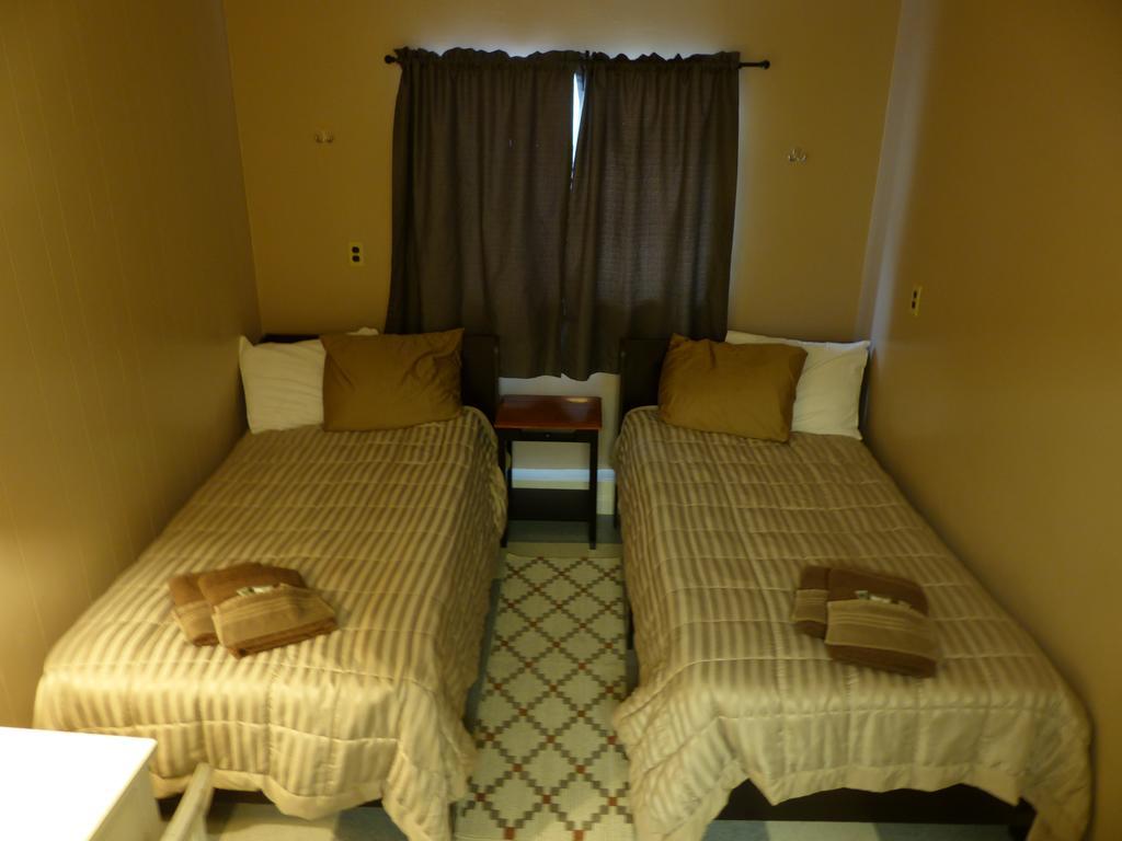 Bent Prop Inn & Hostel Of Alaska - Downtown 安克拉治 外观 照片